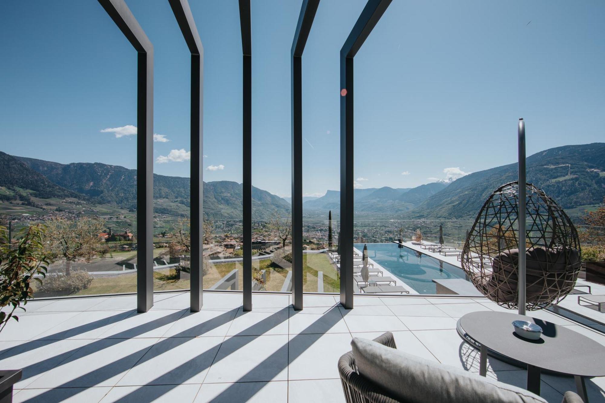 La Vista Panoramic Hideaway (adults Only) Bed & Breakfast Tirolo